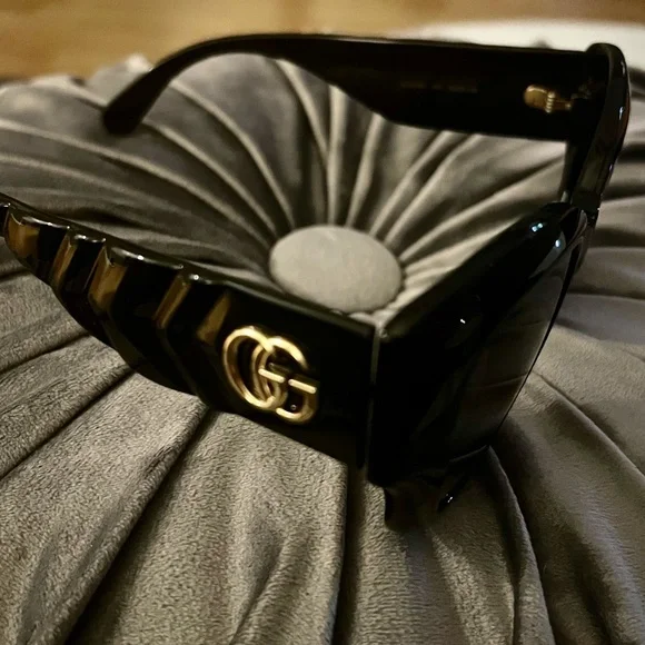 Gucci Cat Eye Sunglasses SOLD - Picture 6 of 11